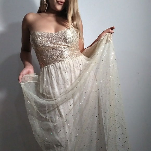 Dresses & Skirts - Sequin Strapless Dress